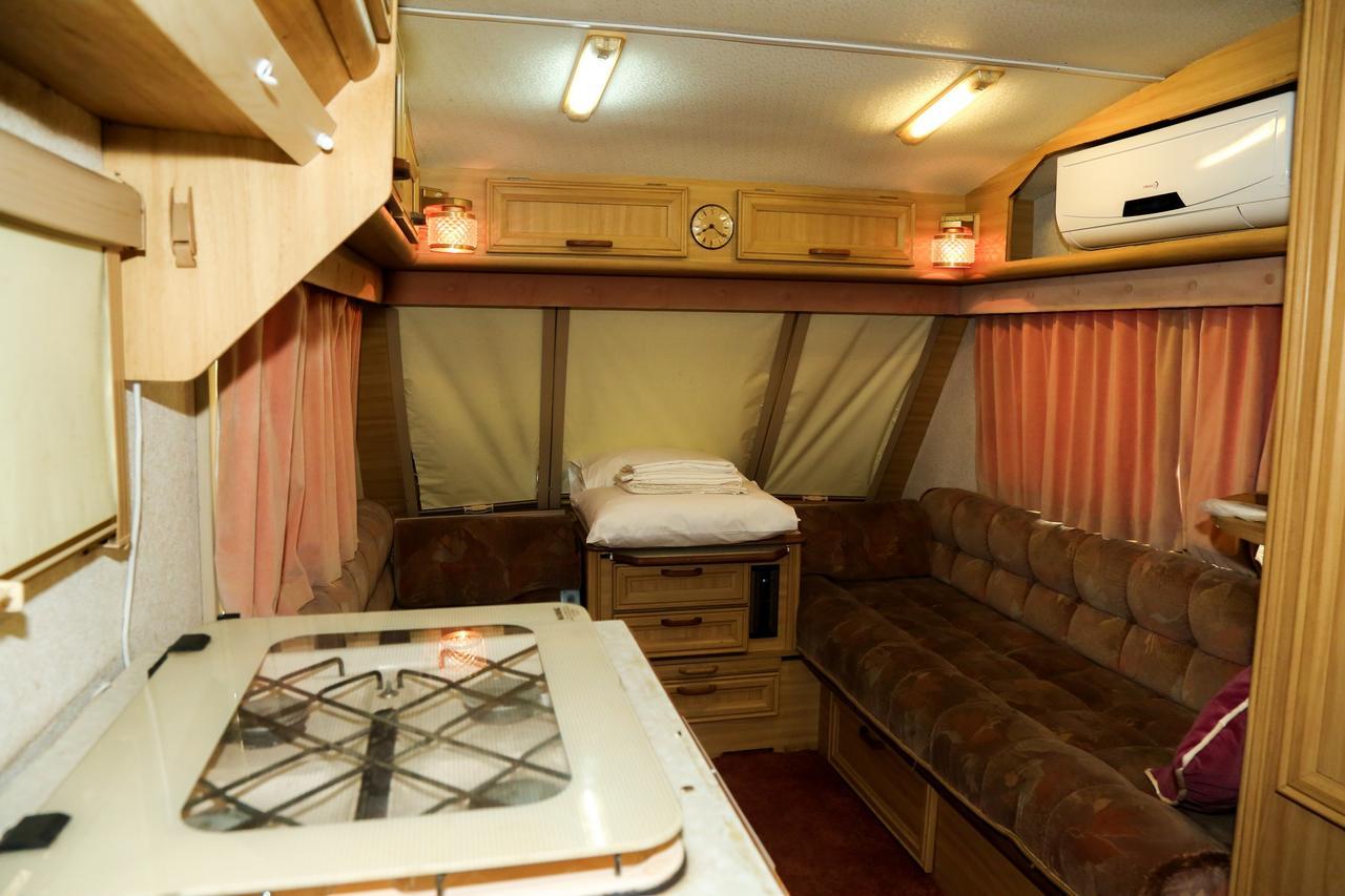 Malwathu Oya Caravan Park Bed and Breakfast Anuradhapura Exteriör bild